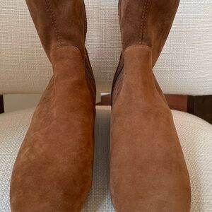 Tan Suede Women's Boots